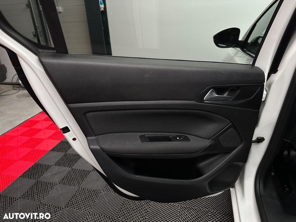 Peugeot 308 PureTech 110 Stop & Start Allure - 25