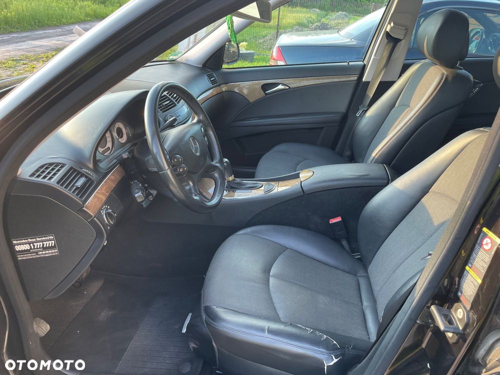 Mercedes-Benz Klasa E 280 CDI 4-Matic Avantgarde - 24