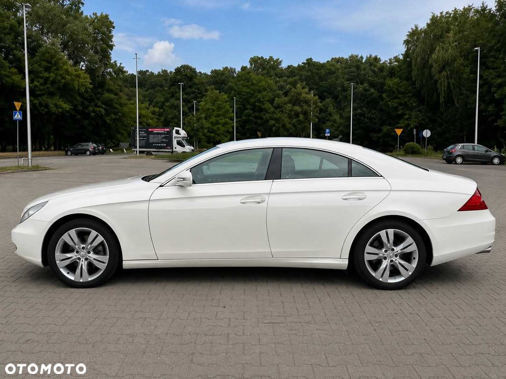 Mercedes-Benz CLS - 6