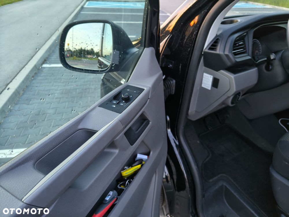 Volkswagen Transporter - 14