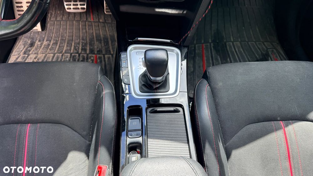 Kia ProCeed - 14