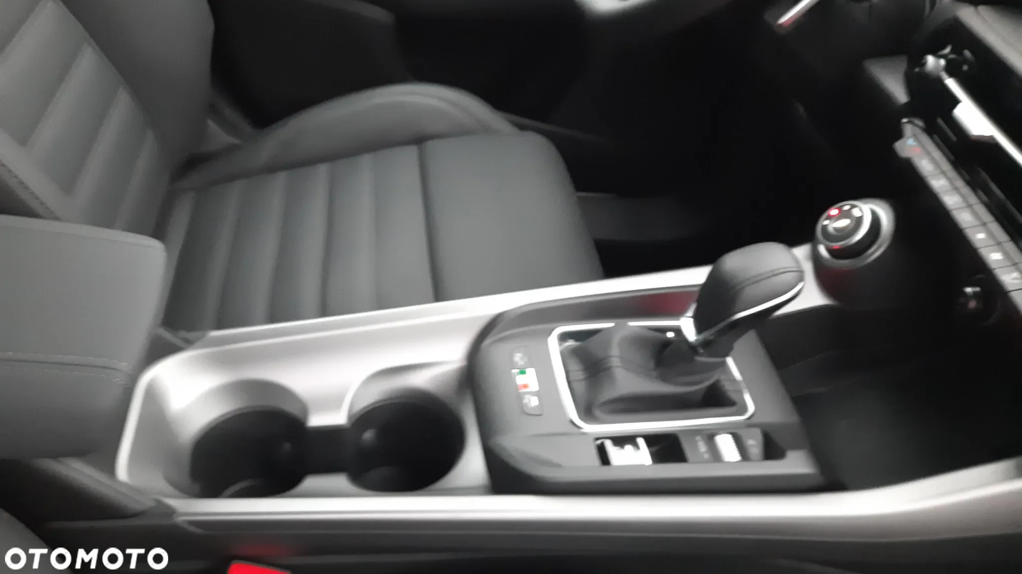 Alfa Romeo Tonale 1.5 T4 GSE Hybrid Veloce DCT - 28