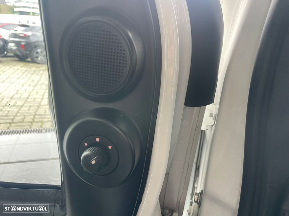 Fiat Fiorino 1.3 M-jet - 15