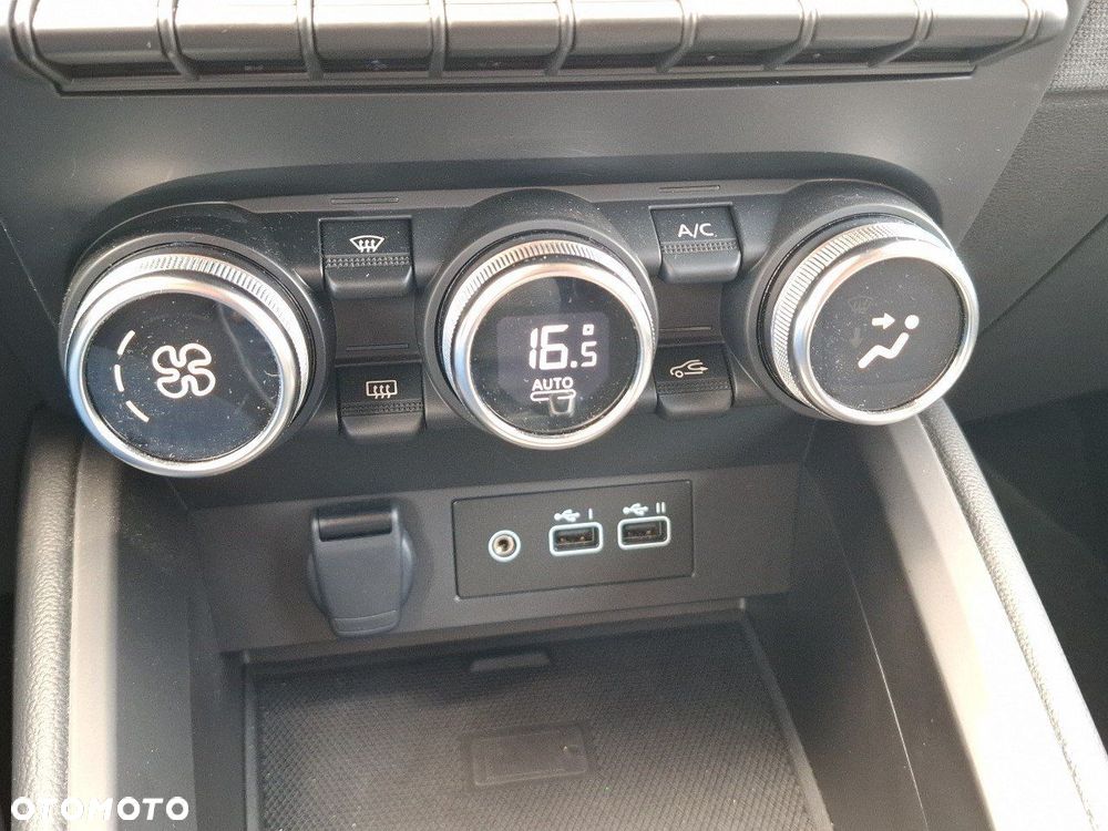 Mitsubishi Colt 1.0T Invite Style Cold - 21