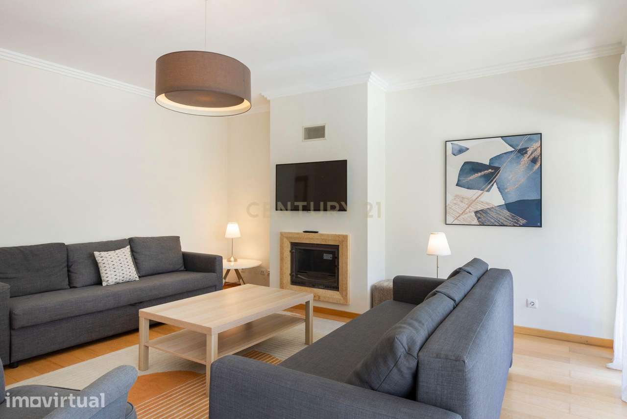 Viva com Conforto e Elegância em Paço de Arcos | T3 em condomínio com - Grande imagem: 4/39