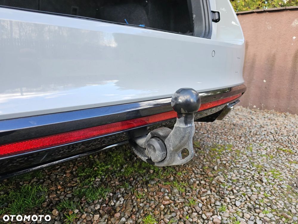 Skoda Octavia 2.0 TDI DSG 4x4 RS - 35