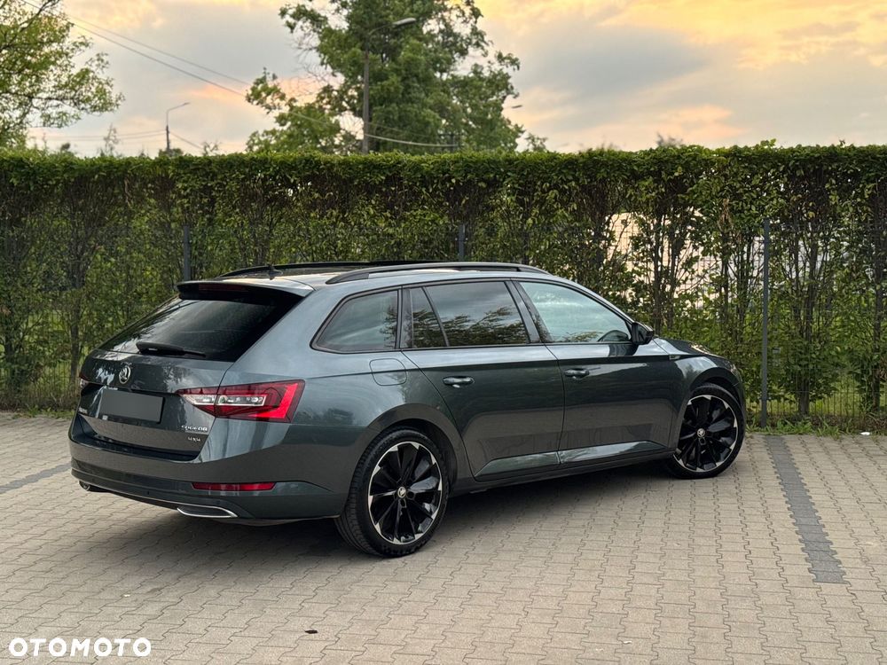Skoda Superb 2.0 TDI 4x4 DSG Sportline - 19