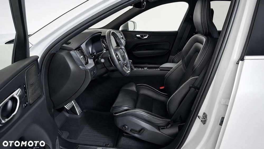 Volvo XC 60 T5 R-Design - 8