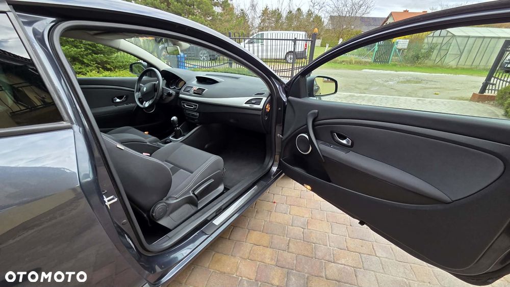 Renault Megane 1.9 dCi FAP Dynamique - 8