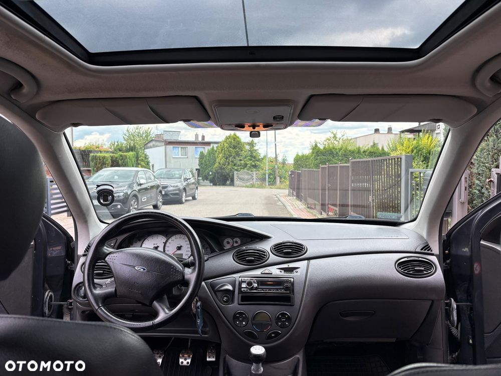 Ford Focus - 13