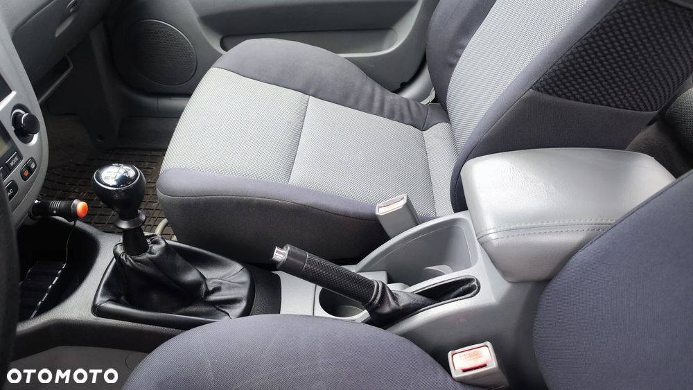 Chevrolet Nubira - 15