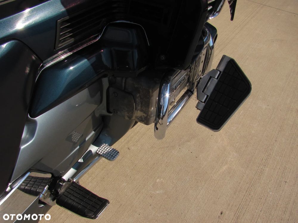 Honda GL - 8