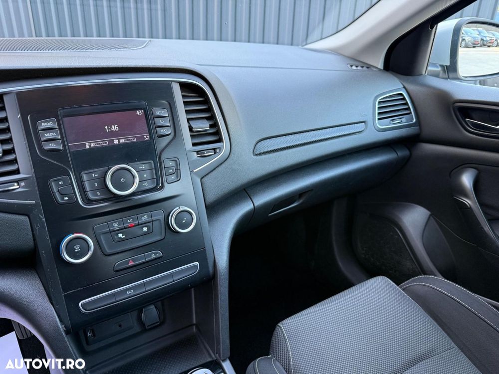 Renault Megane - 9