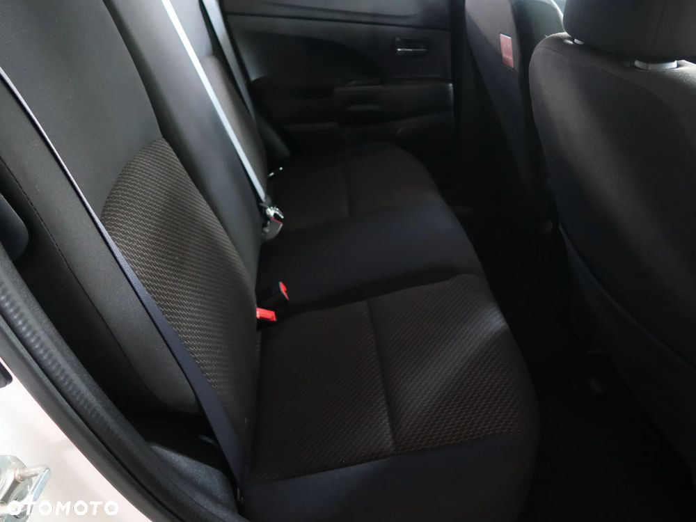 Mitsubishi ASX - 19