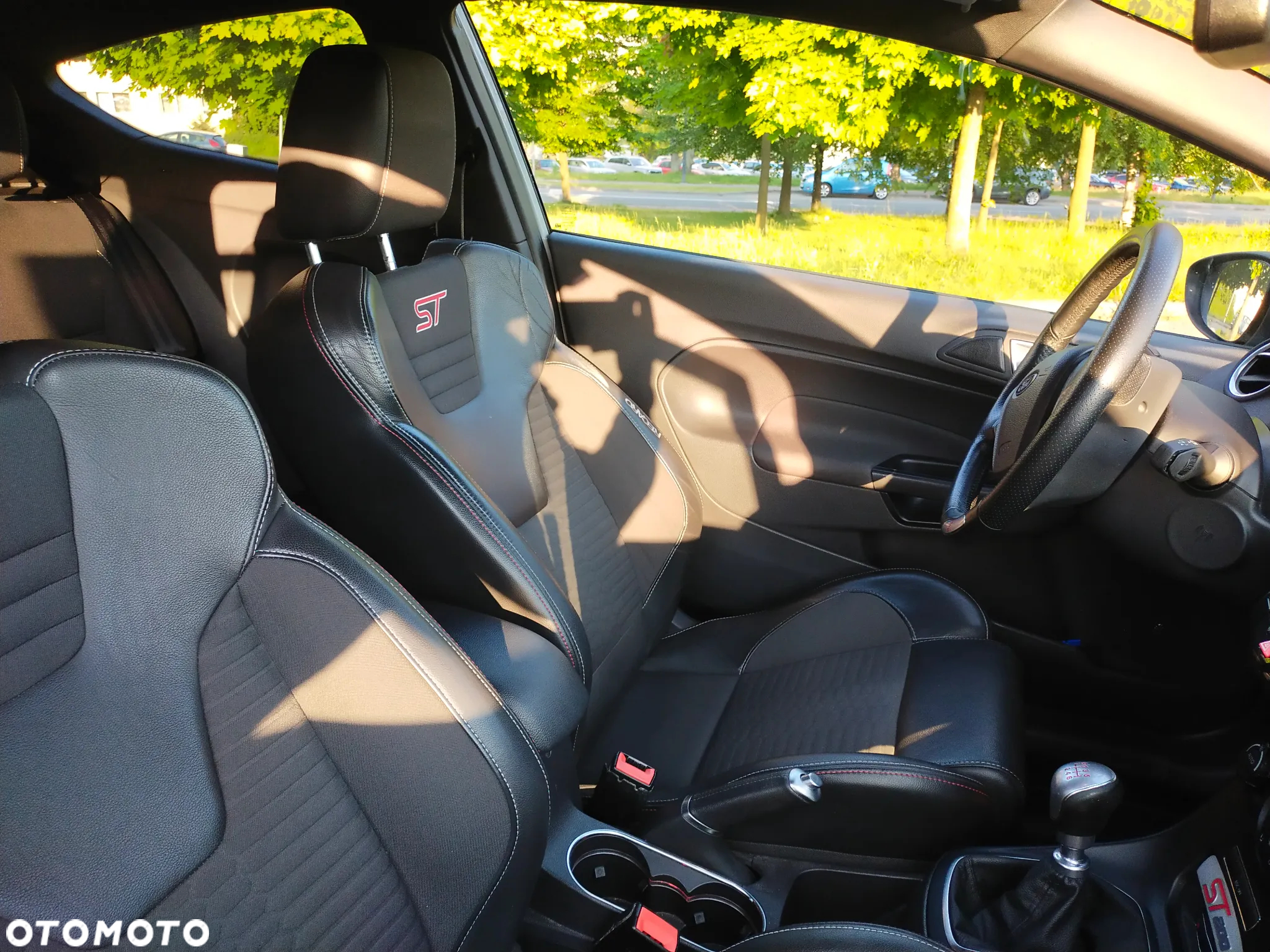Ford Fiesta ST200 - 9