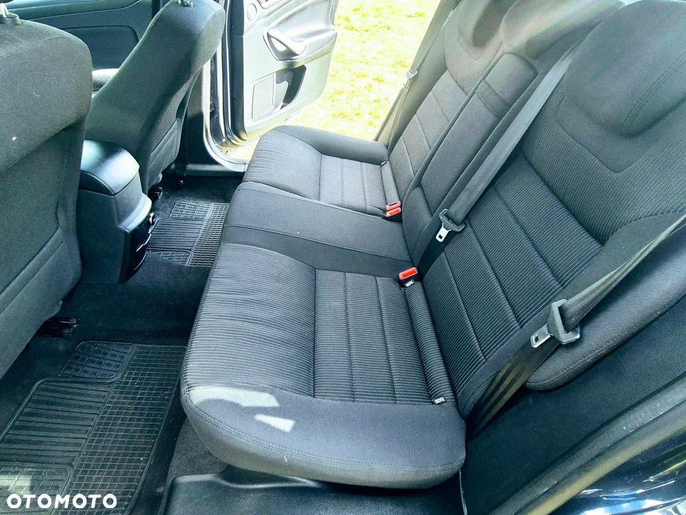 Ford Mondeo 2.0 TDCi Business Edition - 4