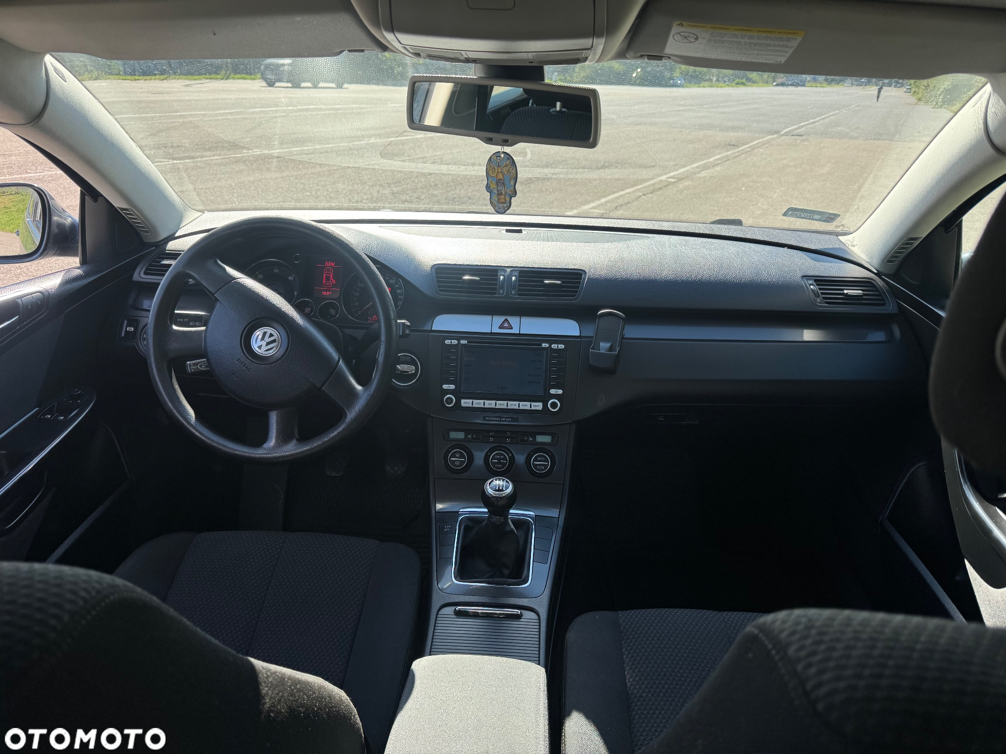 Volkswagen Passat - 14