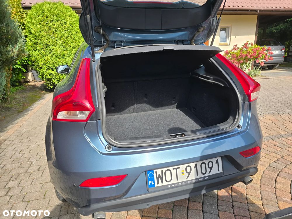 Volvo V40 - 9