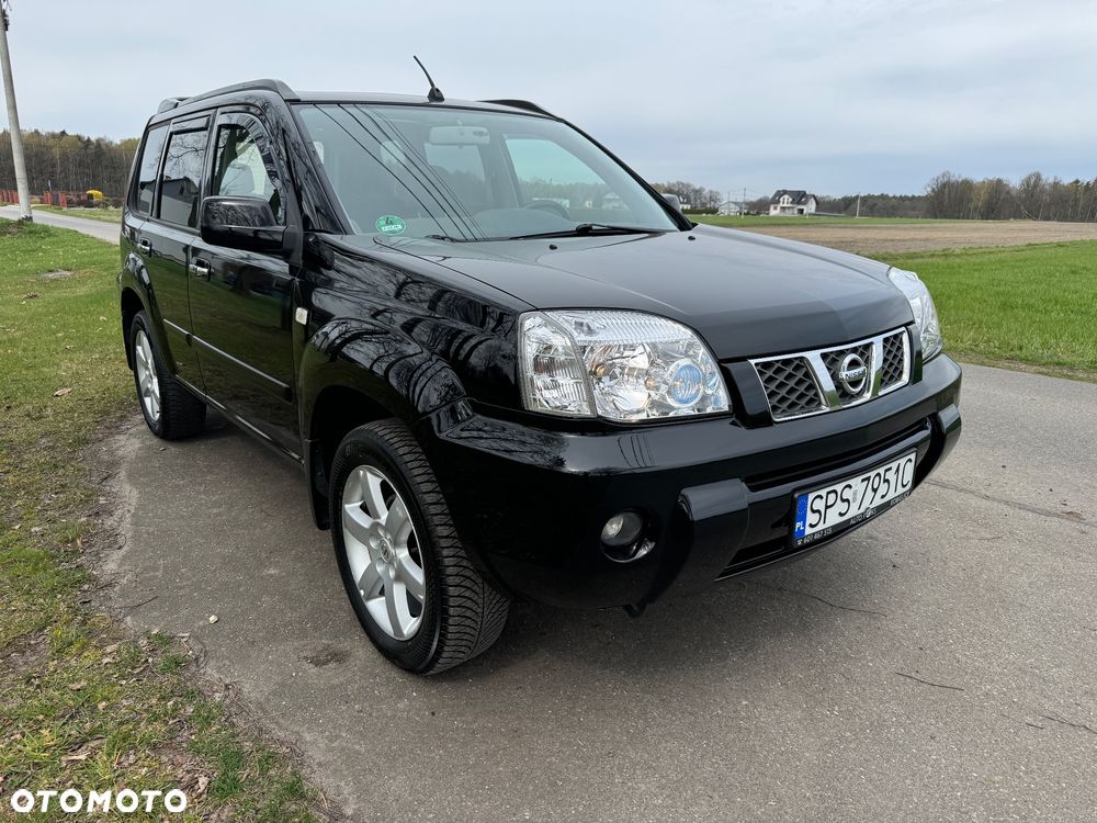 Nissan X-Trail 2.2 dCi 4x4 Elegance - 3