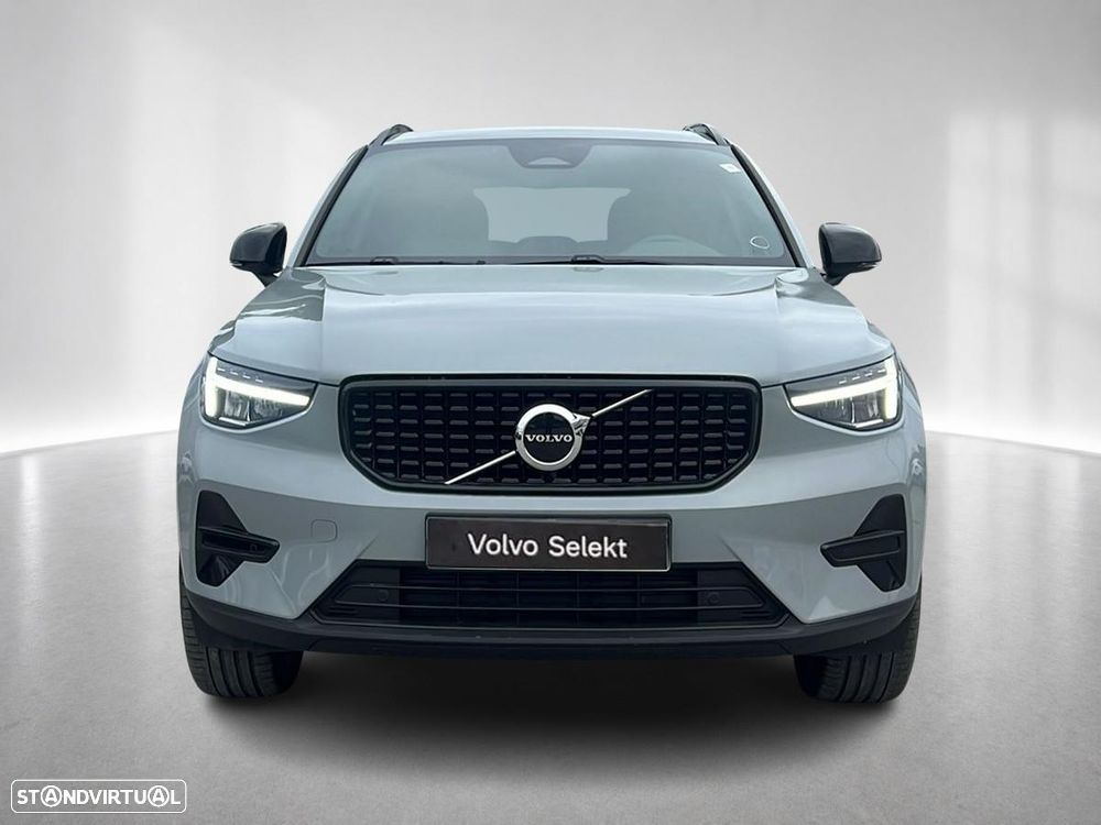 Volvo XC 40 2.0 B3 Plus Dark - 9