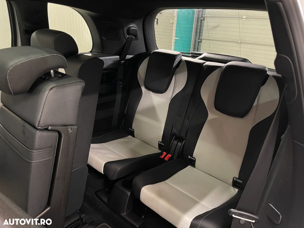 Mercedes-Benz GLB 220 d 4Matic 8G-DCT AMG Line - 14