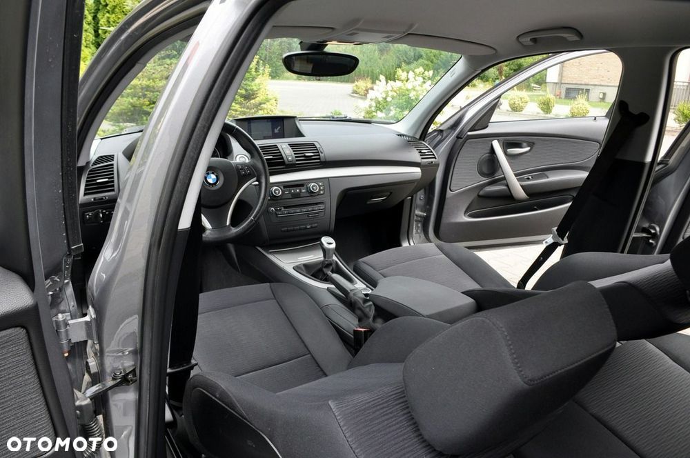BMW Seria 1 - 27
