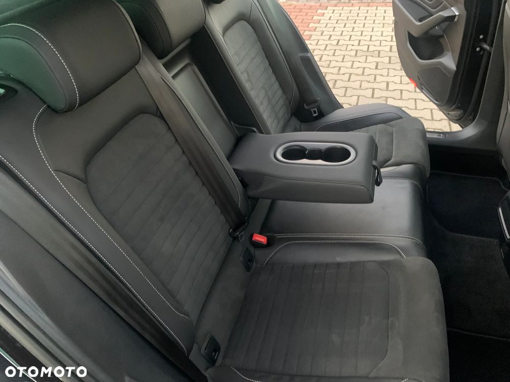 Volkswagen Passat - 18