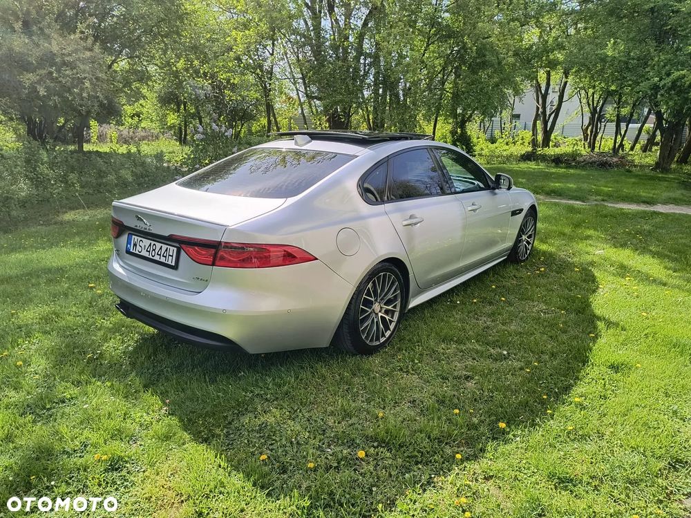 Jaguar XF 2.0 i4D R-Sport - 6
