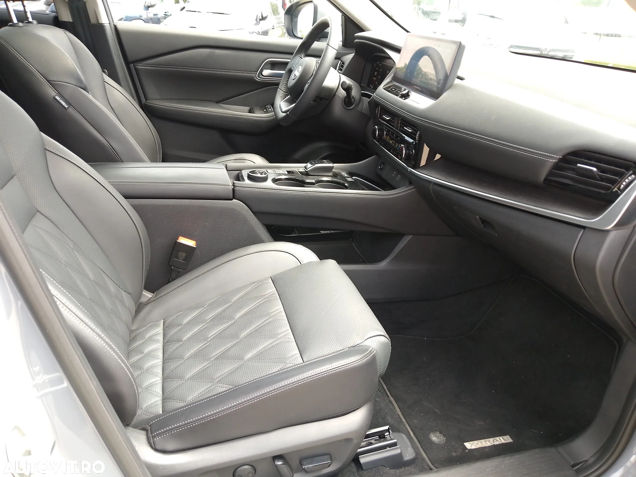 Nissan X-Trail e4ORCE Tekna - 11