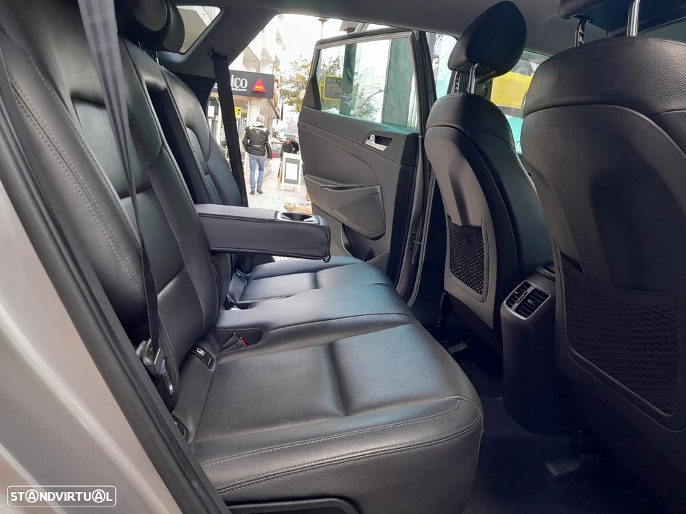 Hyundai Tucson 1.7 CRDi Creative - 14