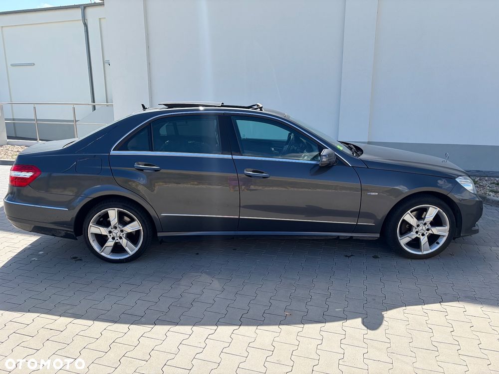 Mercedes-Benz Klasa E 350 CDI BlueEff Avantgarde - 8