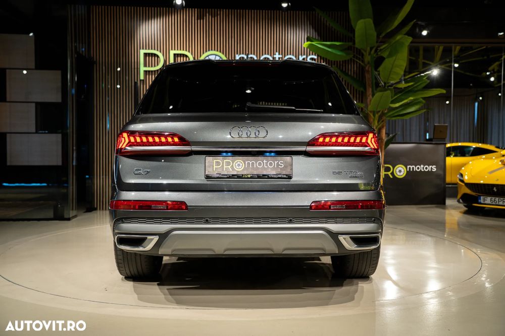 Audi Q7 55 TFSI e quattro tiptronic S line - 3