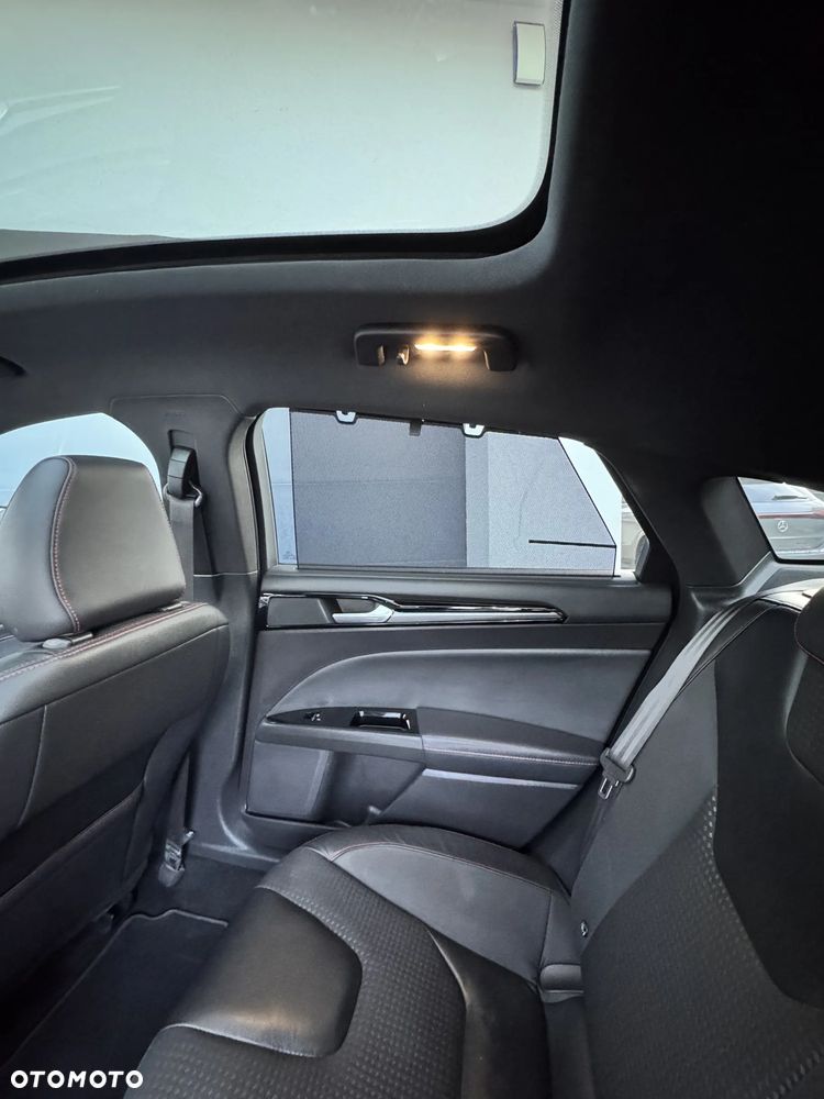 Ford Mondeo 2.0 EcoBlue ST-Line X - 12