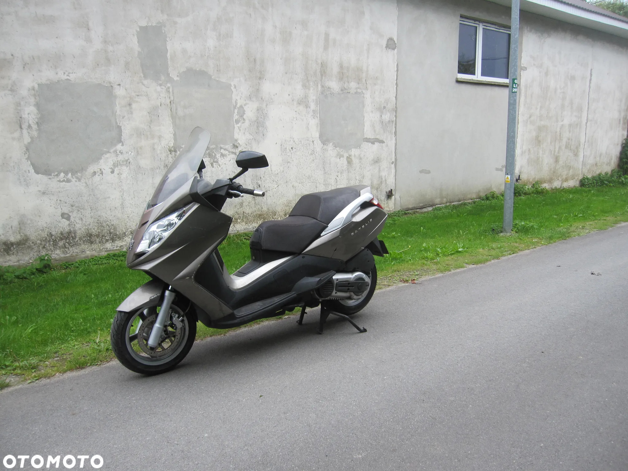 Peugeot Satelis - 11