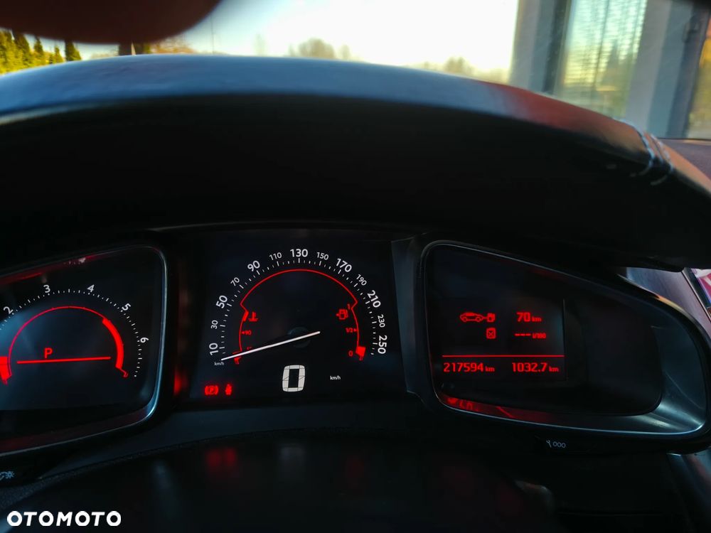 Citroën DS5 HDi 165 Business - 12