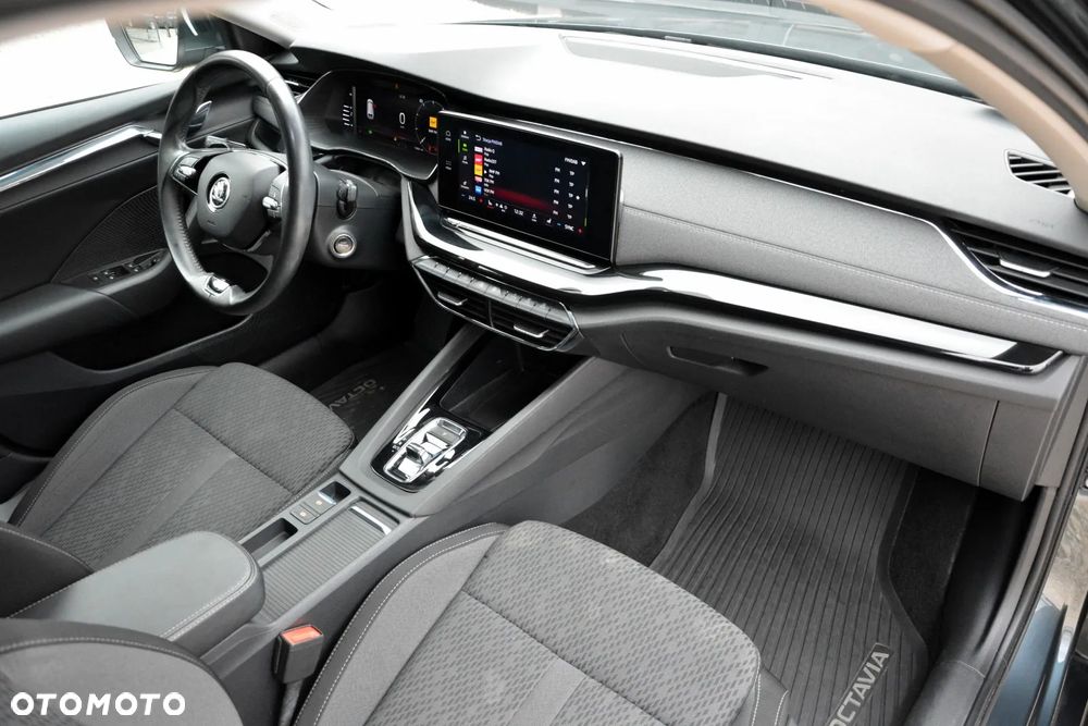 Skoda Octavia 2.0 TDI Style DSG - 14