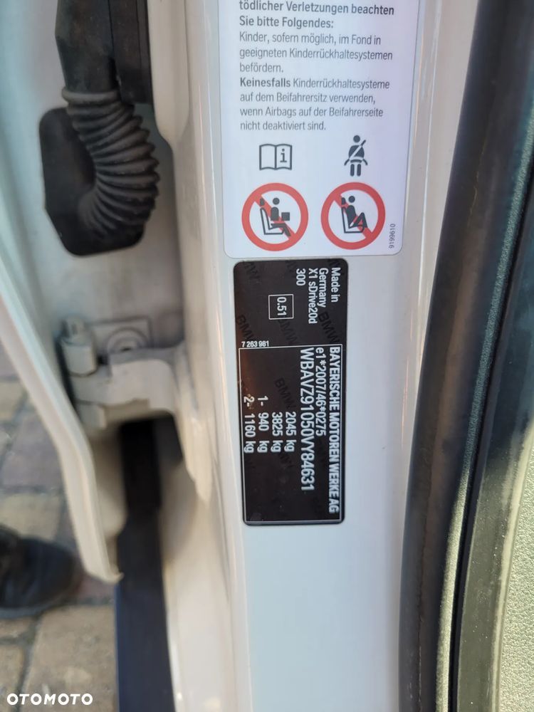 BMW X1 sDrive20d EfficientDynamics - 28