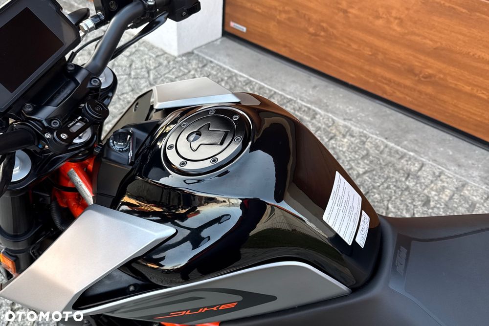 KTM Duke - 28