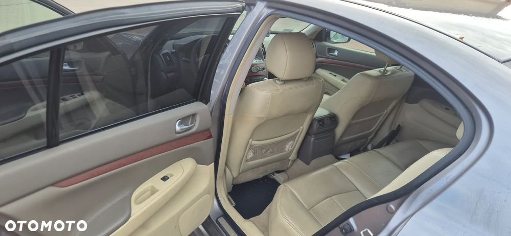 Infiniti G S - 9