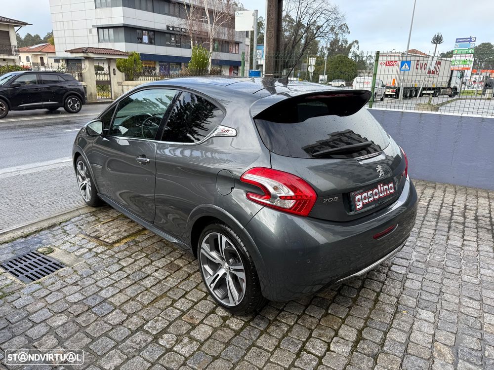 Peugeot 208 GTI 200 THP - 8
