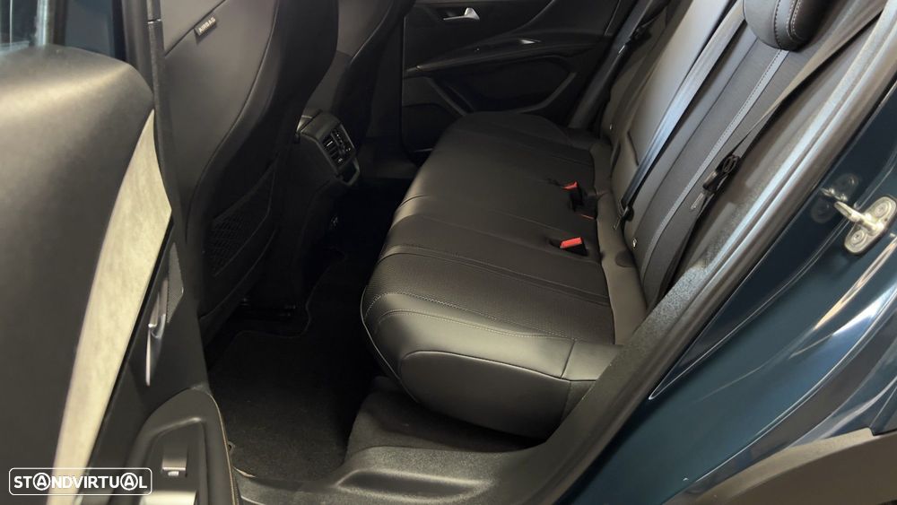 Peugeot 3008 1.2 PureTech GT EAT8 - 18