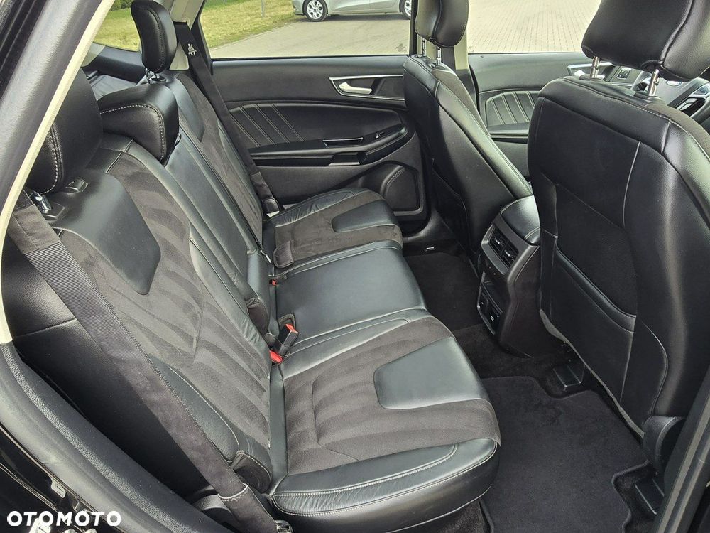 Ford Edge - 22