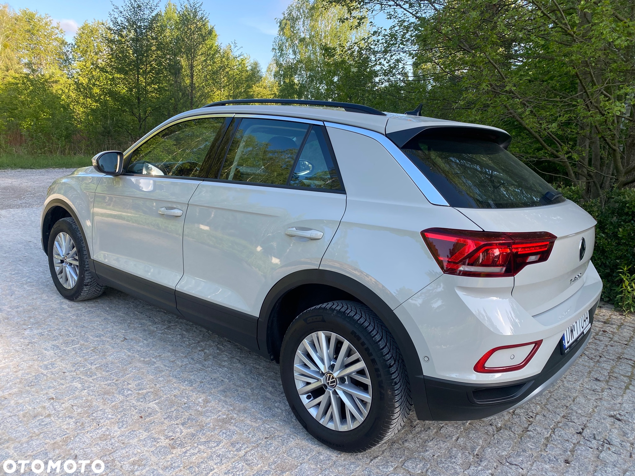 Volkswagen T-Roc - 3