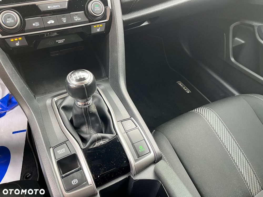 Honda Civic 1.0 i-VTEC Turbo Executive Premium - 16
