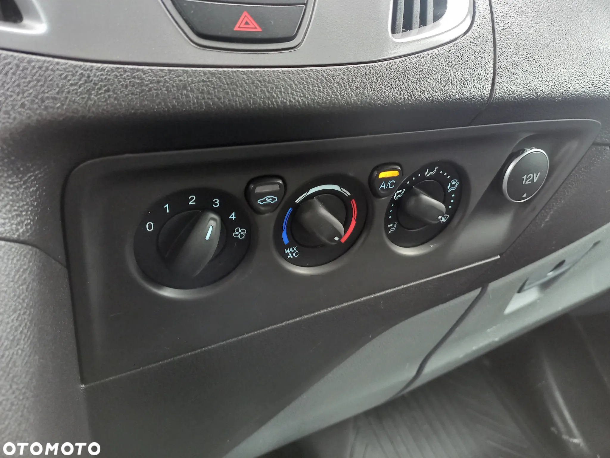 Ford Transit Custom - 23