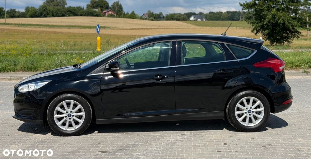 Ford Focus 1.0 EcoBoost Titanium - 12