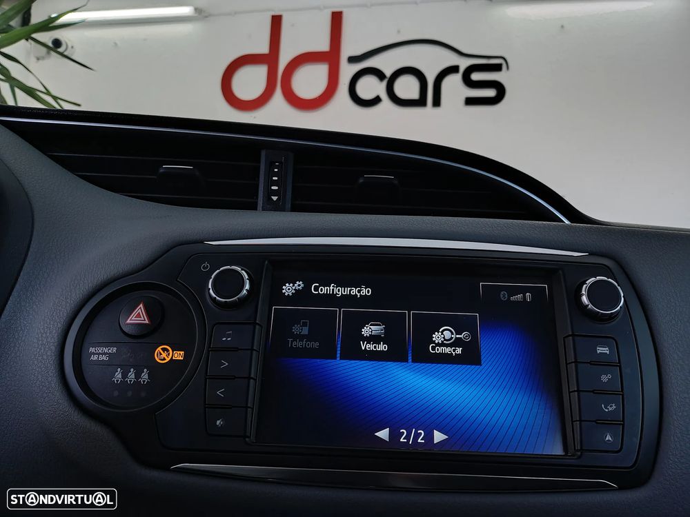 Toyota Yaris 1.5 HSD Comfort +P.Style+P.Techno — fotografia 49