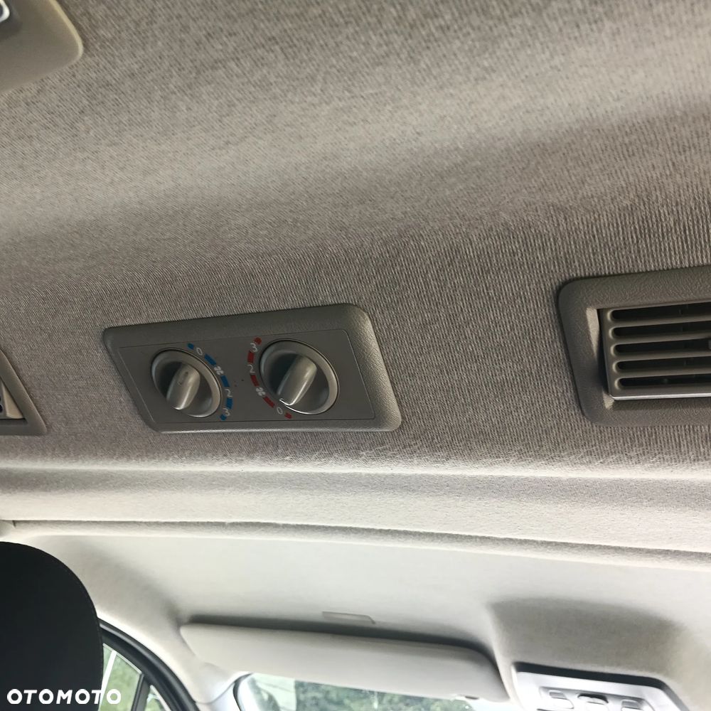 Renault Trafic Kombi 2.0 L2 Equilibre - 26
