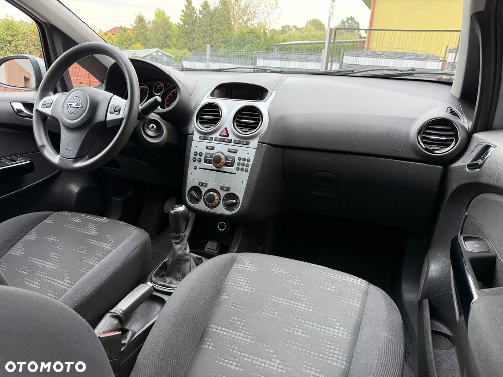 Opel Corsa 1.2 16V Enjoy - 19