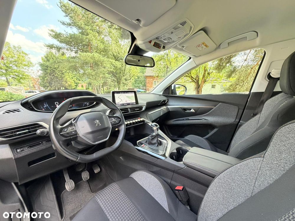 Peugeot 5008 PureTech 130 Allure - 16